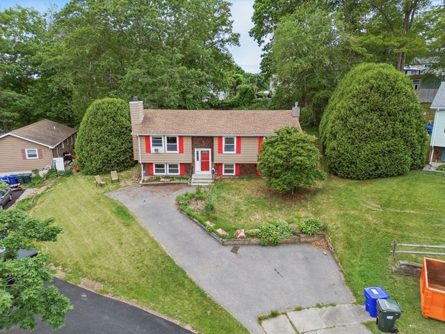 23 Fenwick Court, Groton, CT 06355