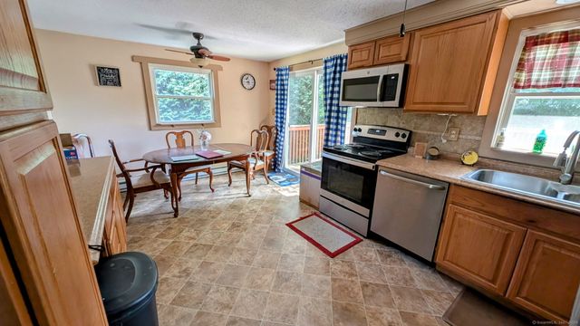 23 Fenwick Court, Groton, CT 06355