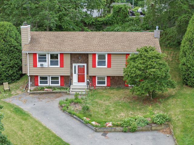 23 Fenwick Court, Groton, CT 06355