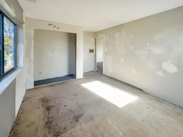 20085 Woodbury Drive, Grass Valley, CA 95949