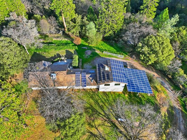 20085 Woodbury Drive, Grass Valley, CA 95949