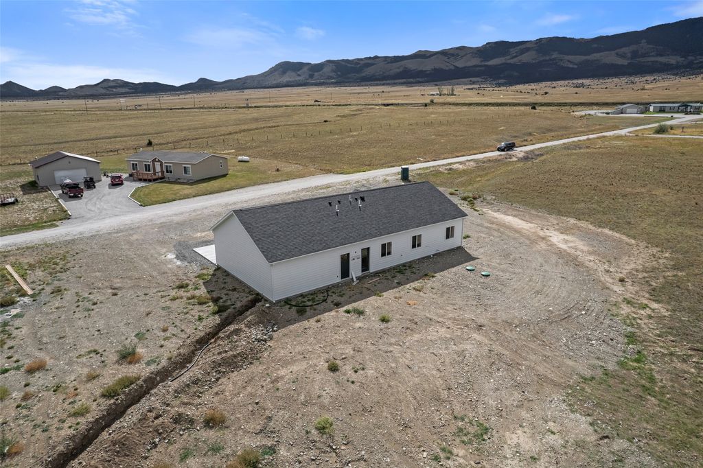 8 Prickley Pear Drive, Townsend, MT 59644 photo 4