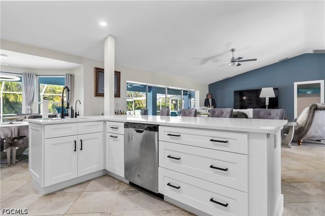 2601 SW 38th TER, Cape Coral, FL 33914
