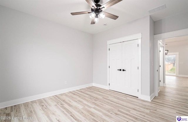 107 Blatina Drive, Vine Grove, KY 40175