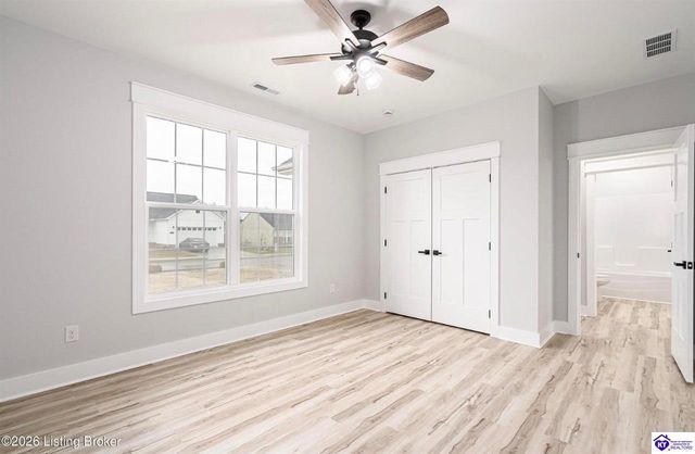 107 Blatina Drive, Vine Grove, KY 40175