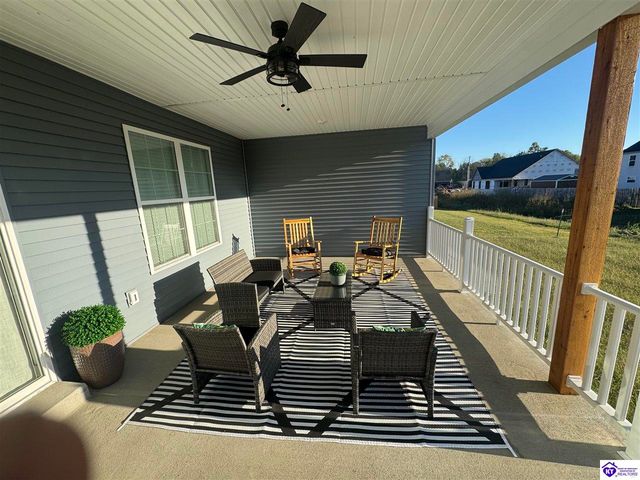 107 Blatina Drive, Vine Grove, KY 40175