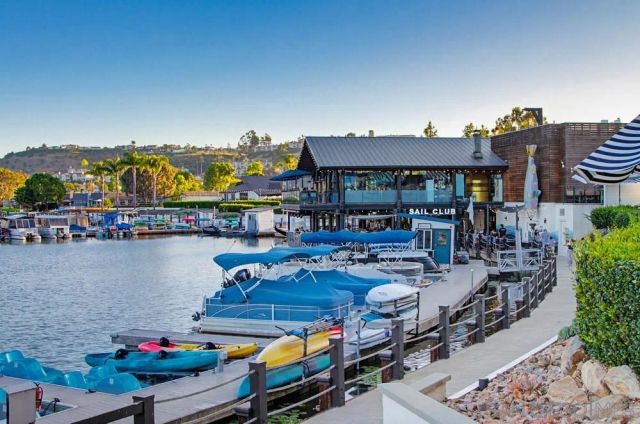 1476 La Habra Drive, San Marcos, CA 92078