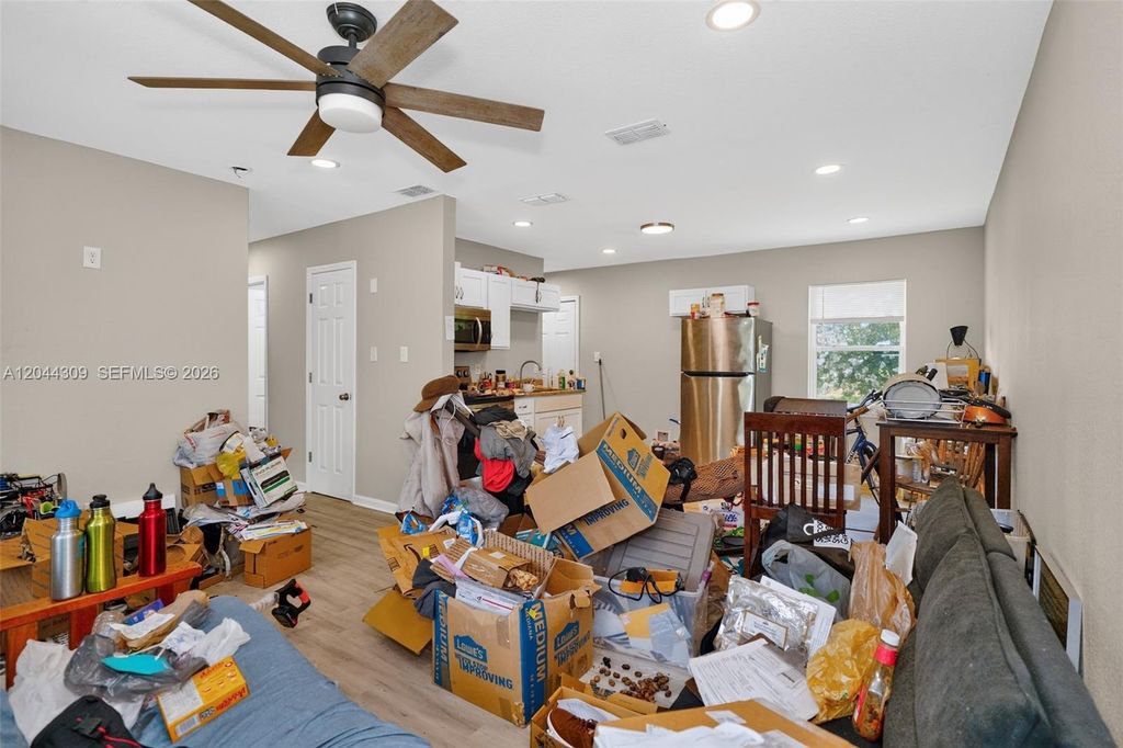 Image 21 of property listing at 912 SW 3rd St, Other City - In The State Of Florida, FL 32333
