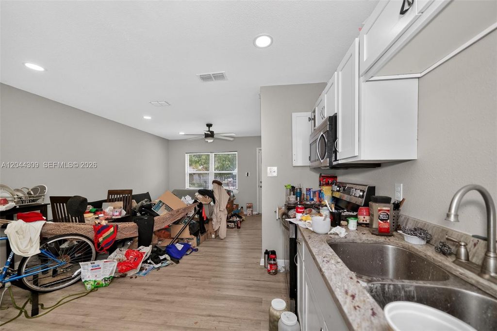Image 24 of property listing at 912 SW 3rd St, Other City - In The State Of Florida, FL 32333