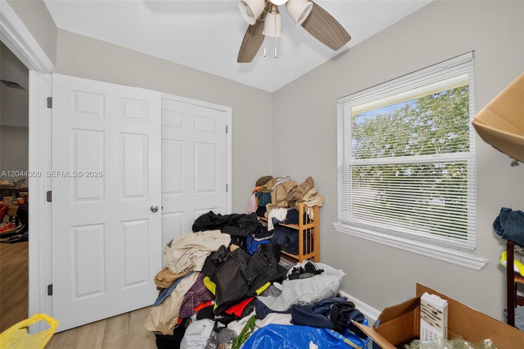 Image 28 of property listing at 912 SW 3rd St, Other City - In The State Of Florida, FL 32333