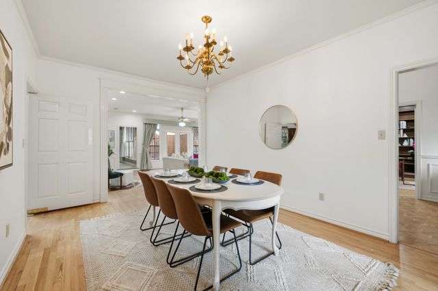 6522 Mccommas Boulevard, Dallas, TX 75214
