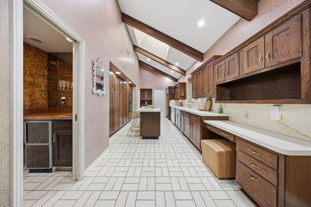 6522 Mccommas Boulevard, Dallas, TX 75214
