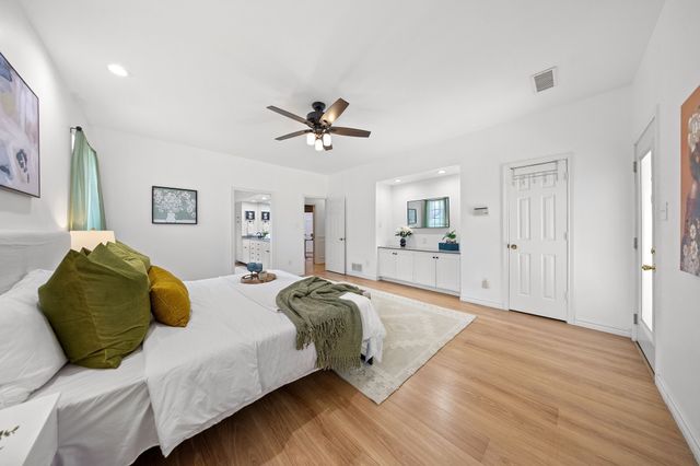 6522 Mccommas Boulevard, Dallas, TX 75214