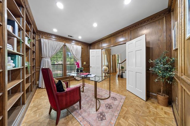 6522 Mccommas Boulevard, Dallas, TX 75214