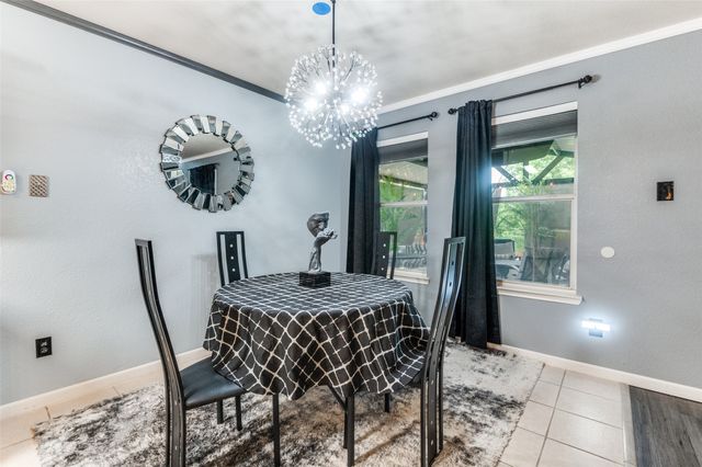 838 Smokey Oak Street, Lancaster, TX 75146
