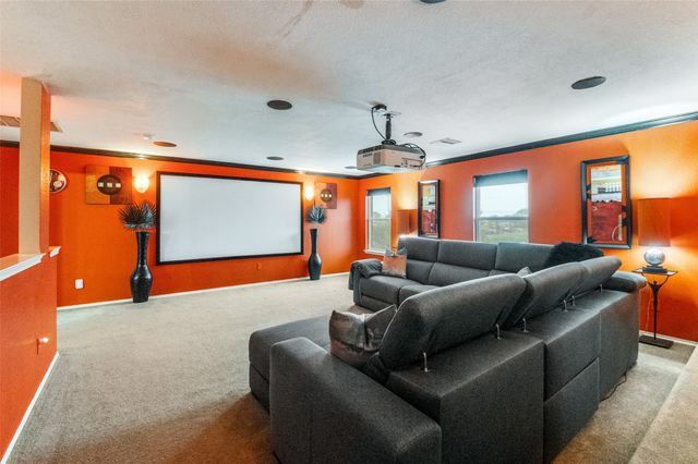 838 Smokey Oak Street, Lancaster, TX 75146