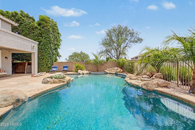 3715 E BLUEBIRD Place, Chandler, AZ 85286