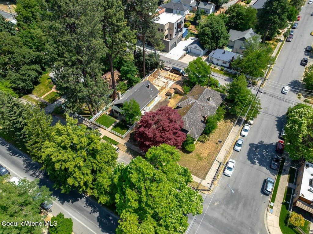 602 N GOVERNMENT WAY, Coeur D'alene, ID 83814