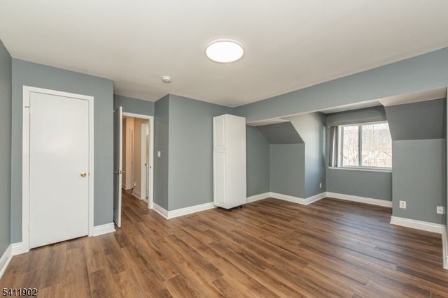 56 Woods Edge Dr, Roxbury Twp., NJ 07876