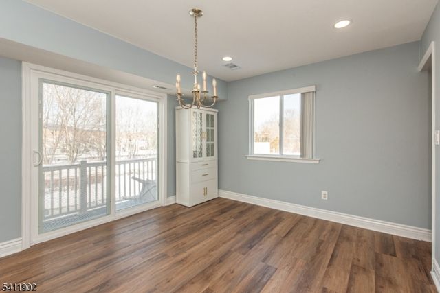 56 Woods Edge Dr, Roxbury Twp., NJ 07876