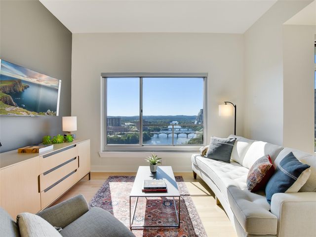 603 Davis ST 2001, Austin, TX 78701