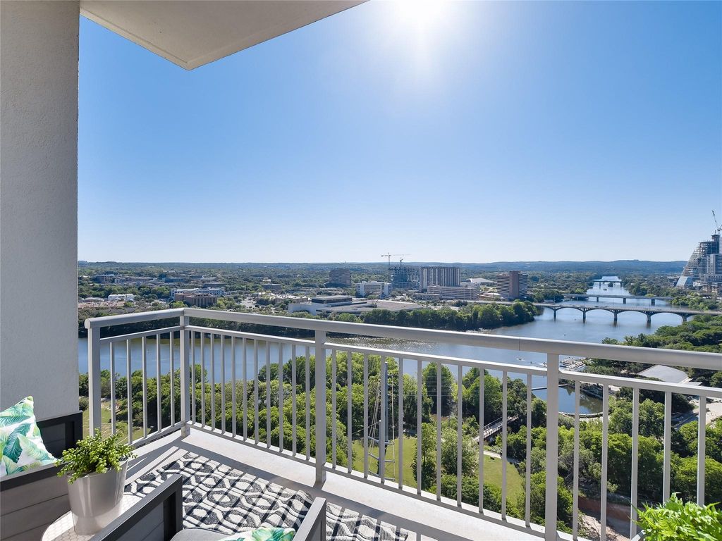 603 Davis ST 2001, Austin, TX 78701