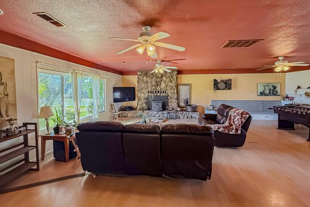 2191 Archer Ave, Live Oak, CA 95953