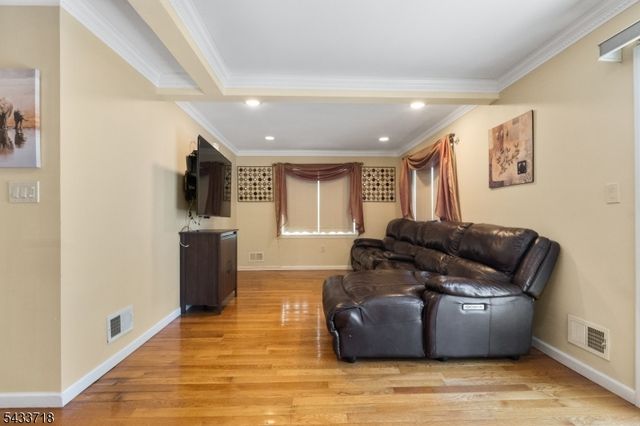 13 Ogden Rd, Belleville Twp., NJ 07109
