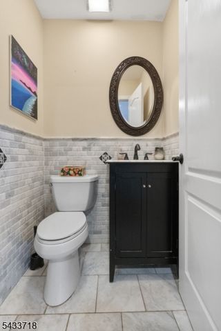 13 Ogden Rd, Belleville Twp., NJ 07109