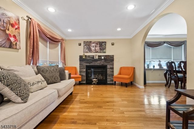 13 Ogden Rd, Belleville Twp., NJ 07109