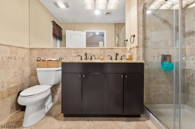 13 Ogden Rd, Belleville Twp., NJ 07109