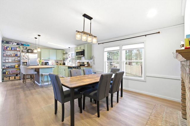 1 Longwood Lane, Merrimack, NH 03054