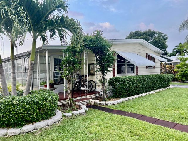 6730 NW 45th Terrace Lot Q-04, Coconut Creek, FL 33073