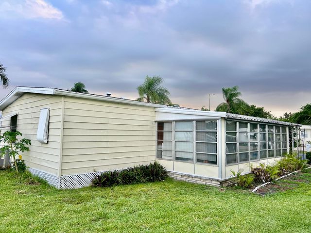 6730 NW 45th Terrace Lot Q-04, Coconut Creek, FL 33073
