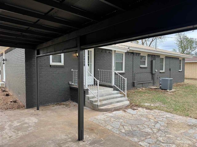 310 E Cole, Fletcher, OK 73541