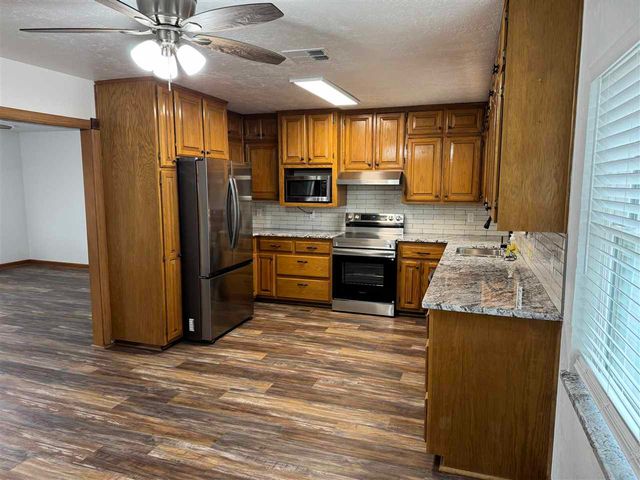 310 E Cole, Fletcher, OK 73541