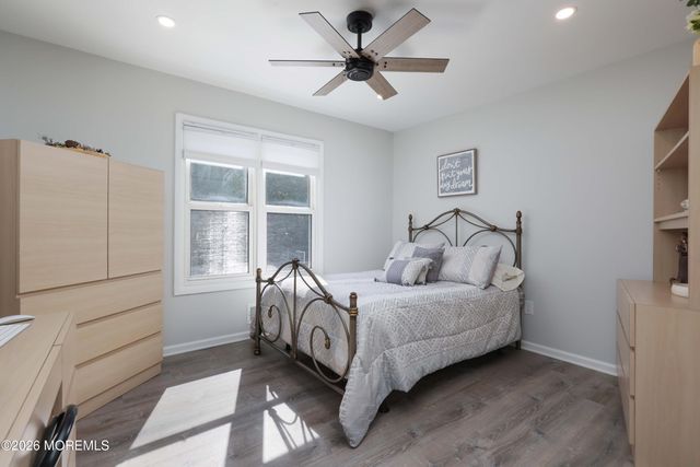 99 Oak Glen Road, Toms River, NJ 08753