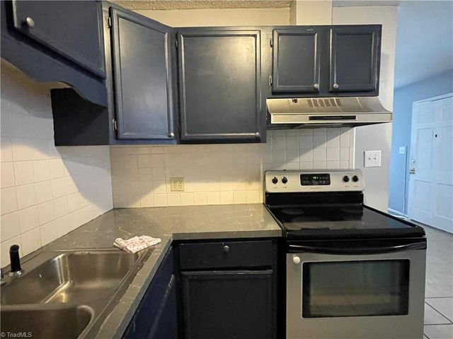 3812 Country Club Road B, Winston-salem, NC 27104