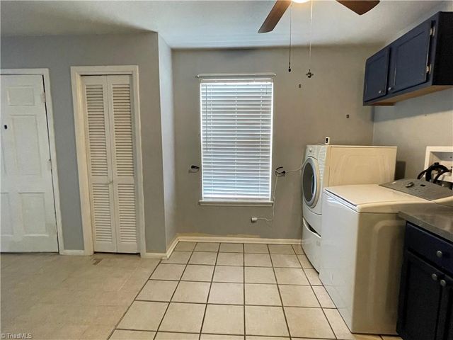 3812 Country Club Road B, Winston-salem, NC 27104
