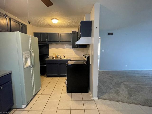 3812 Country Club Road B, Winston-salem, NC 27104