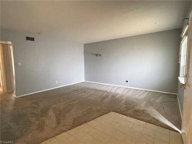 3812 Country Club Road B, Winston-salem, NC 27104