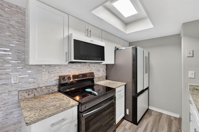 5017 LAGUNA BAY CIRCLE 99, Kissimmee, FL 34746