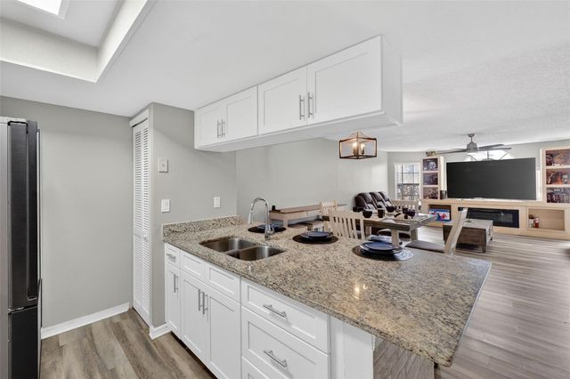 5017 LAGUNA BAY CIRCLE 99, Kissimmee, FL 34746