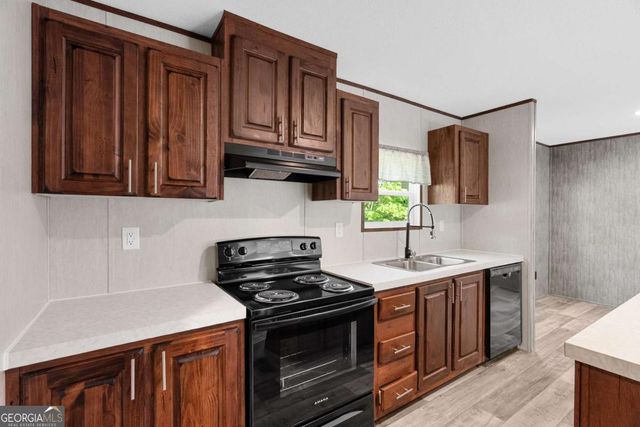 120 James Street NW, Resaca, GA 30735