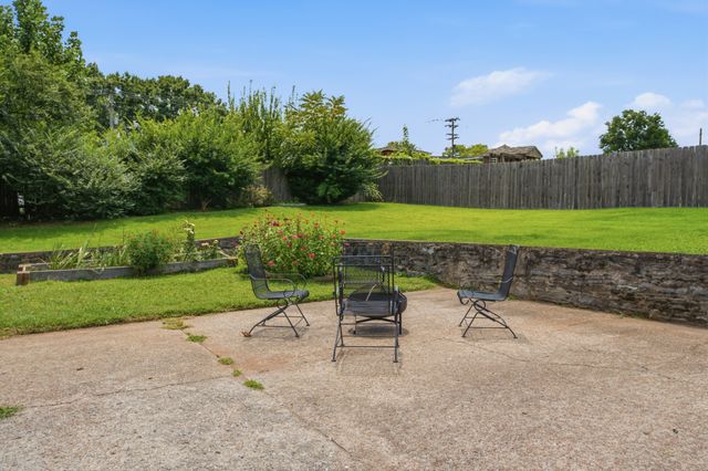 434 Capri Dr, Nashville, TN 37209