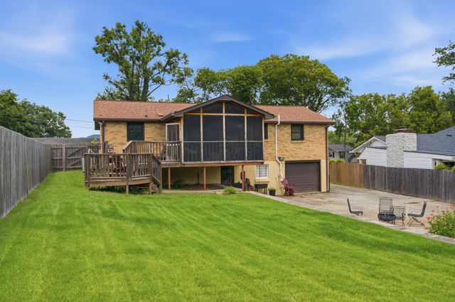 434 Capri Dr, Nashville, TN 37209