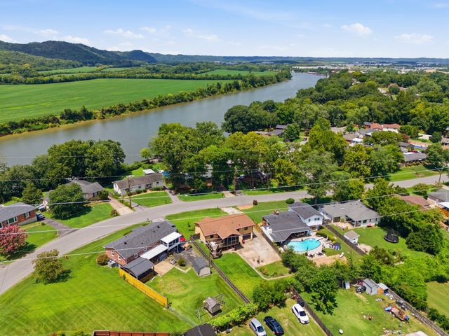 434 Capri Dr, Nashville, TN 37209