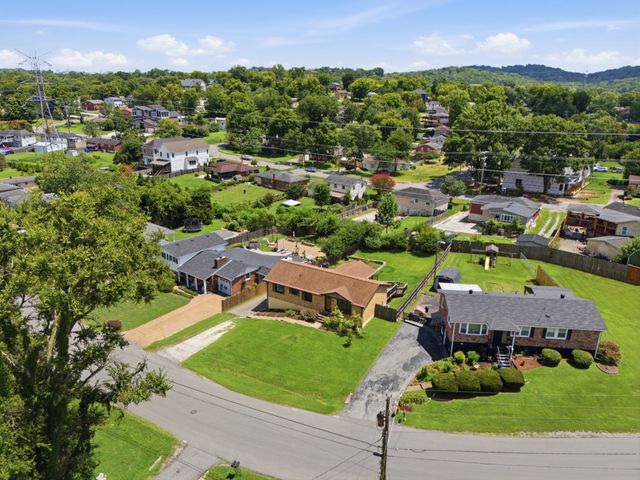 434 Capri Dr, Nashville, TN 37209
