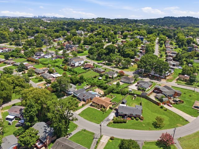 434 Capri Dr, Nashville, TN 37209