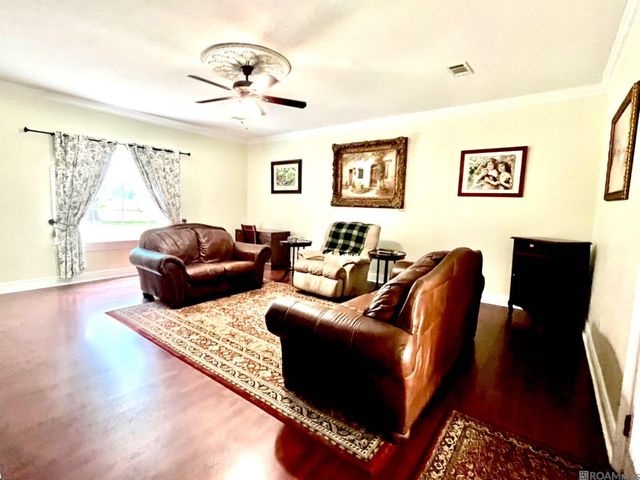 17539 Morales Ln, Livingston, LA 70754